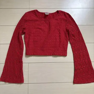 STEFANEL 레이스 크롭 탑 레드