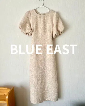 BLUE EAST 벌룬 슬리브 자카드 원피스 베이지