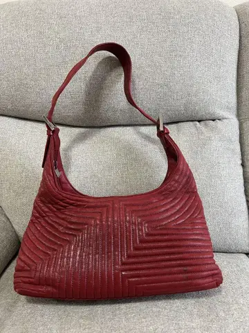 BALLY 빨간색 숄더백 퀼팅