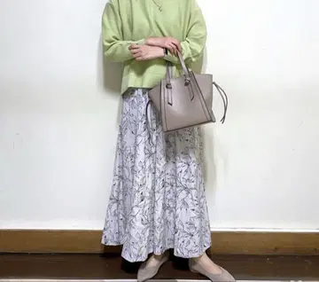 사라사라 릴랙스 꽃무늬 플레어 와이드 팬츠