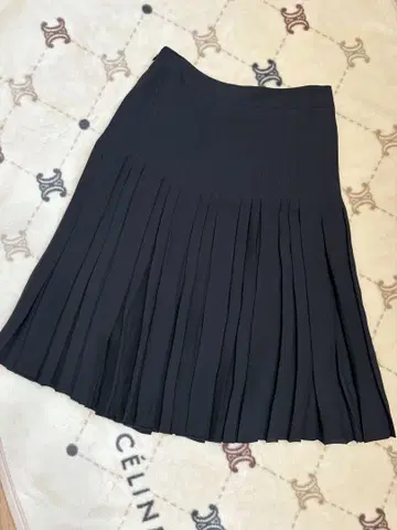 Salvatore Ferragamo 블랙 플리츠 스커트 38