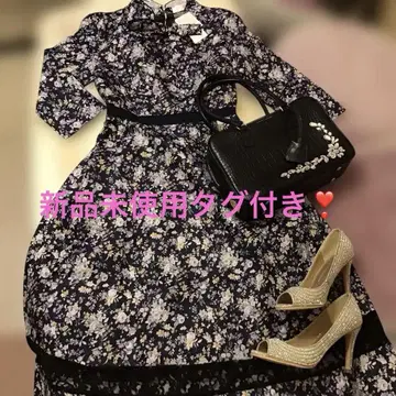 택 포함 미사용 새상품! tocco closet 꽃무늬 원피스