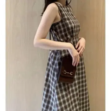 snidel 백 오픈 플레어 원피스