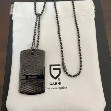 GARNI 가르니 블랙 실버 택 목걸이 도크 태그