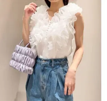 SNIDEL Sustainable 볼륨 프릴 블라우스 미사용 새상품