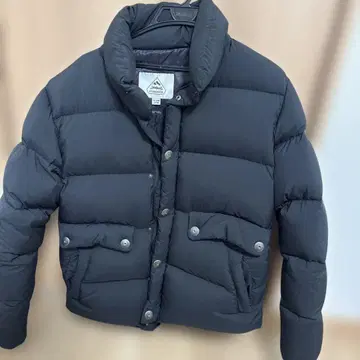 PYRENEX 블랙 다운 자켓