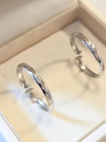 플라티나 900 각인 다이아몬드 컷 후프 귀찌