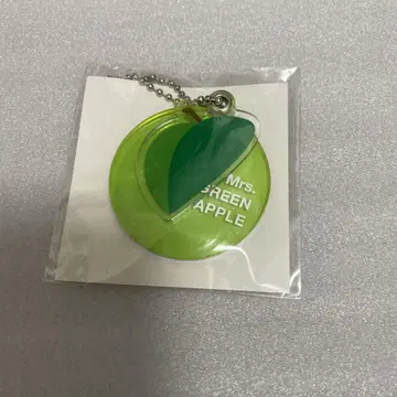 Mrs. GREEN APPLE 키링
