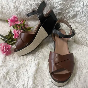 마리나리나르디 정가 8만 엔 웨지솔 샌들 39 24.5~25cm