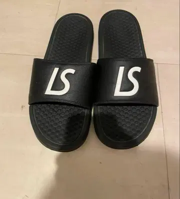 루스이슨 브라 샌들