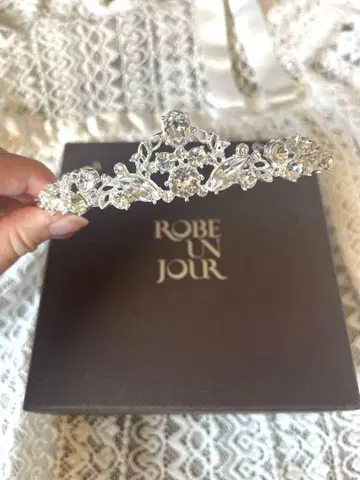 ROBE UN JOUR 플라워 모티브 티아라