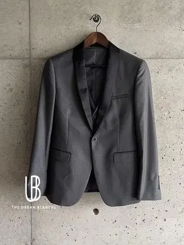 THE URBAN BLANCHE 그레이 턱시도 3종 세트 M 사이즈