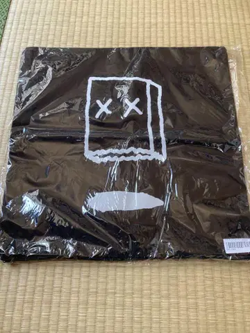 페그 쿠션 커버 블랙