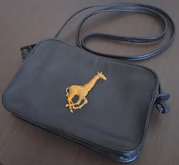 ear PAPILLONNER Brooklyn Charm 숄더 기린