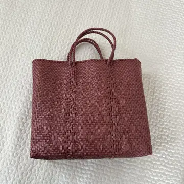 버건디 핑크 브라운 계열 뜨개질 바스켓백 메르카도