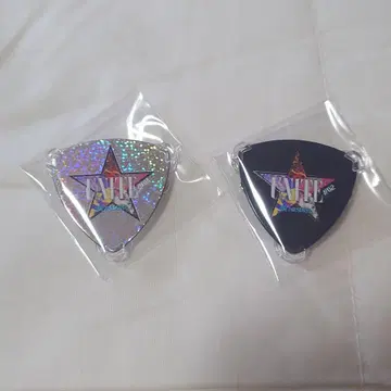 B'z UNITE#02 가챠가챠 피크 배지 2개 세트