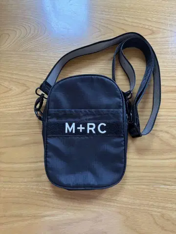 M+RC NOIR 마르쉐노아 숄더 백