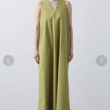 그레디 브릴리언트 CLOCHE 슬리브리스 원피스