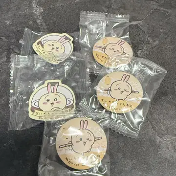 치이카와 (먼작귀) 쿠라스시 토끼 캔뱃지 마그넷