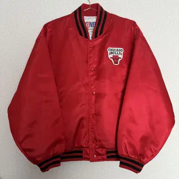 CHICAGO BULLS 바시티 자켓