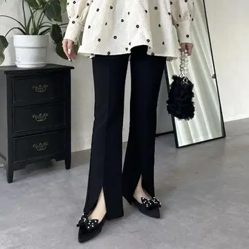 새상품! [프로즈베일] 프론트 슬릿 슈퍼 스트레치 팬츠