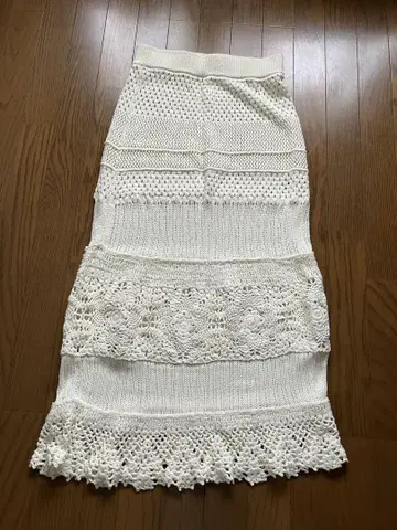 JILLSTUART 화이트 레이스 니트 타이트 스커트