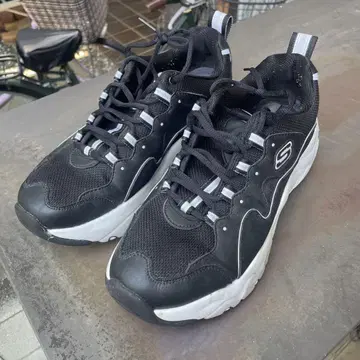 Skechers 스케쳐스 27.5cm SN52683 블랙 화이트