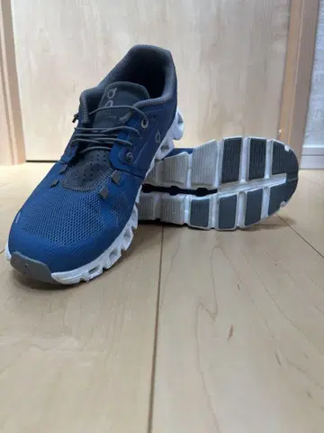 On (온) Cloud 5 클라우드 5 러닝화 26.5cm
