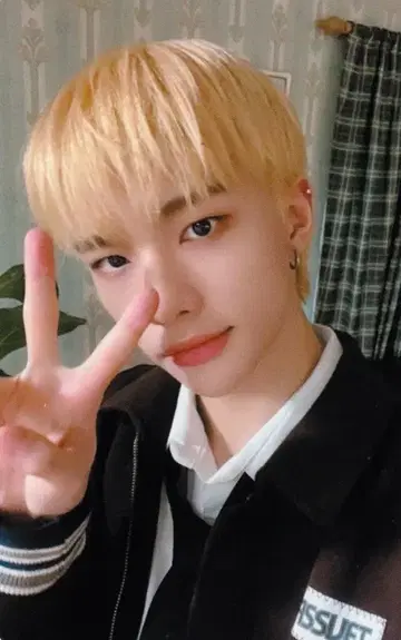 StrayKids THE SOUND 현진 트레이딩 카드 럭키드로우