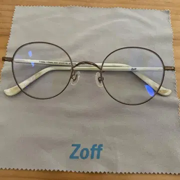 Zoff UV 차단 100% 안경