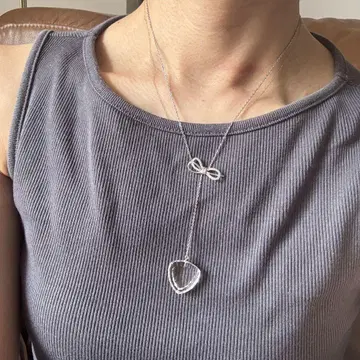 수정 펜던트 목걸이