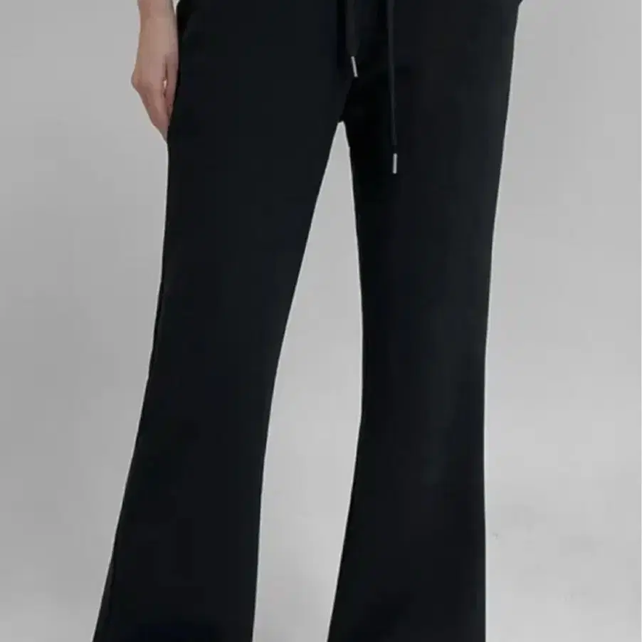 【BLACKUP】BERMUDA OVER FIT BANDING PANTS MADE] Dickyden Bermuda Overfit Banding Pants - BLACKUP