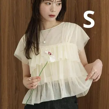 튤 프릴 프렌치 슬리브 상의 hinari