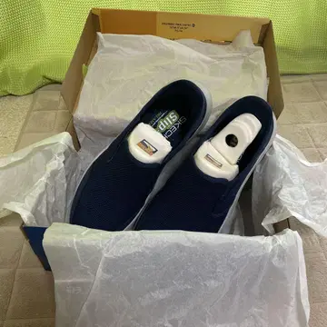 스케쳐스 MENS