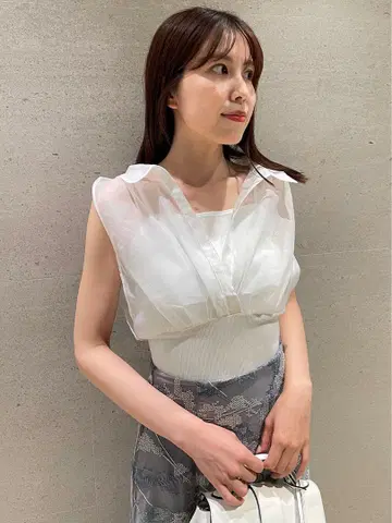 SNIDEL 도킹 니트탑