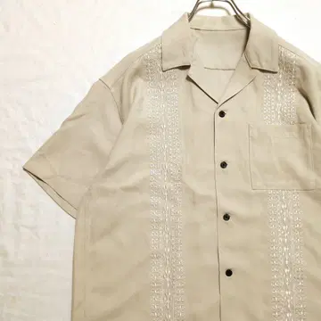 자수 오픈 카라 셔츠 오픈 칼라 택 없음 반팔 셔츠 베이지