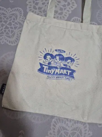 BTS TinyMART 토트백