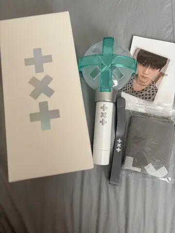 TXT 펜라이트 ver.2 모어봉 부속물 누락 없음