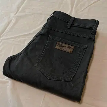 별주 Wrangler 블랙 부츠컷 플레어 데님