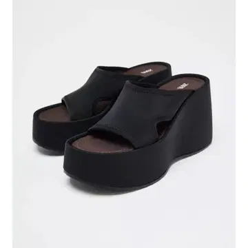 자라 ZARA 탑 스티치 웨지 샌들 블랙 38 이번 시즌