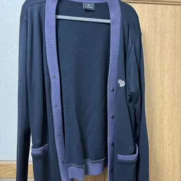 폴 스미스 버튼이 달린 가디건 L