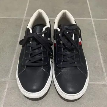 TOMMY HILFIGER 타미힐피거 스니커즈 27.5cm