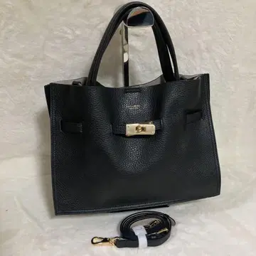 컨디션 최상 비올라 돌로 W 페이스 가죽 숄더백 2way 금장 장식