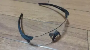 변색 아이웨어