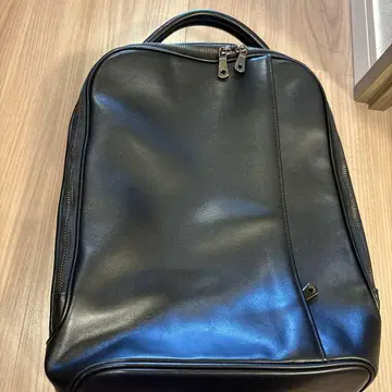 소가죽 블랙 백팩