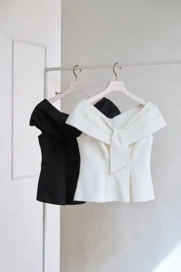 Lily Shawl Peplum Top Herlipto