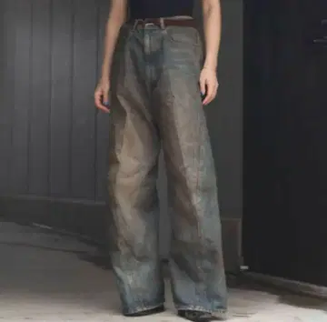 NVRFRGT 3D Twisted Wide Leg Jeans