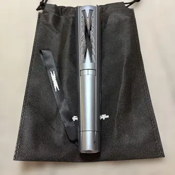 LE SSERAFIM official light stick 공식 응원봉