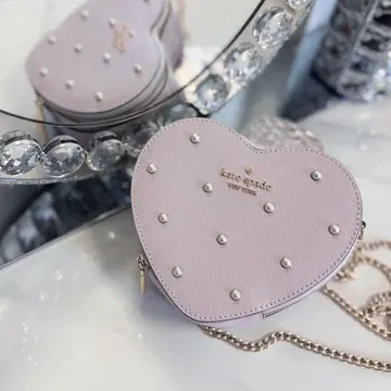 kate spade 러브 쉑 스터드 모조 진주 미니 하트 크로스 바디