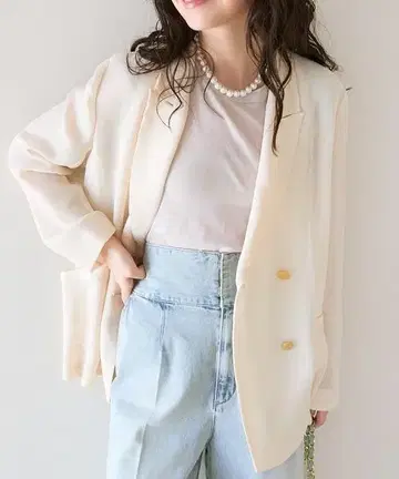 La boutique BonBon 메쉬 메탈 버튼 라이트 자켓